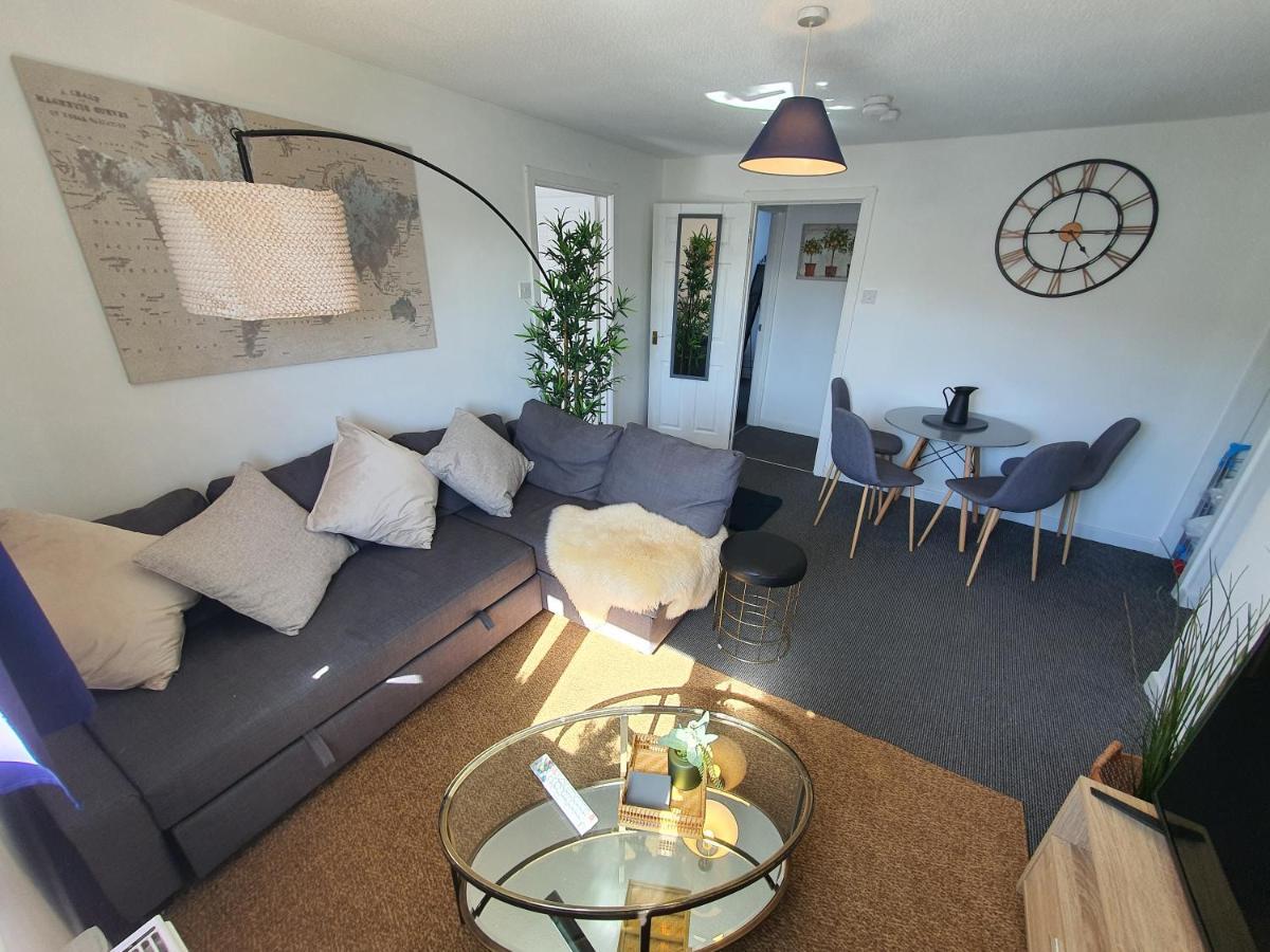 Thesiger Court Apartments - Free Private Parking - By Property Promise カーディフ エクステリア 写真